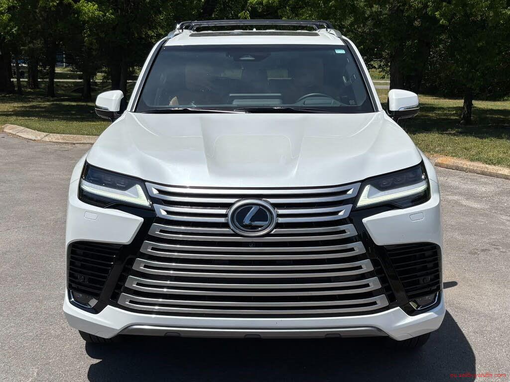 second hand/new: 2025 Lexus LX 600 Luxury AWD